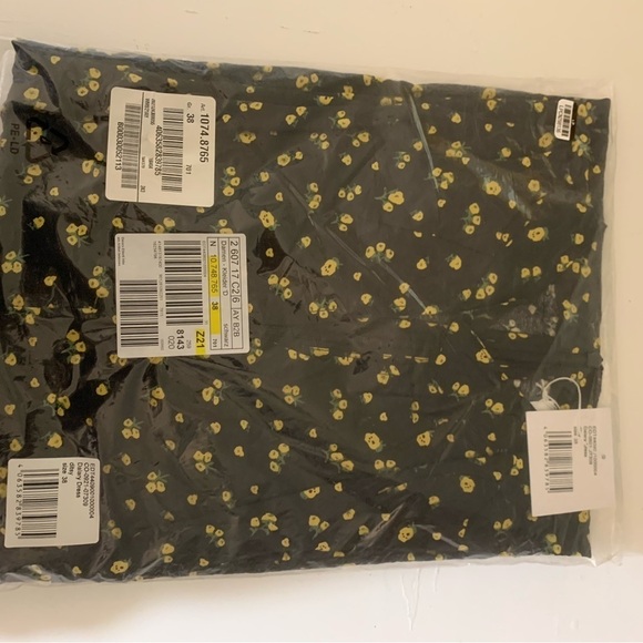 NWT EDITED Dalary maxi dress black and yellow pattern 🌻 - Picture 3 of 8